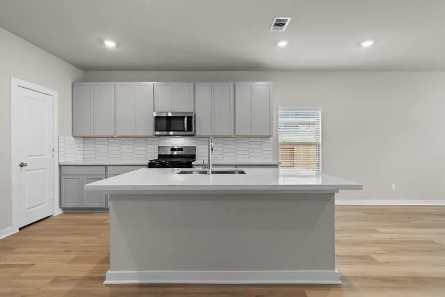 Furnished interior view inside a new home in Laurel Landing, Alvin (Image 6). Furnished interior view inside a new home in Laurel Landing, Alvin (Image 6).