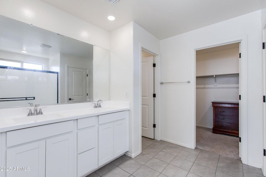 29-Sky Blue 29-Sky Blue