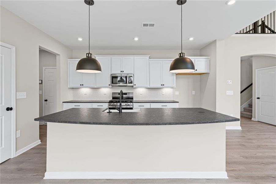 Furnished interior view inside a new home in Twin Lakes, Hoschton (Image 11).