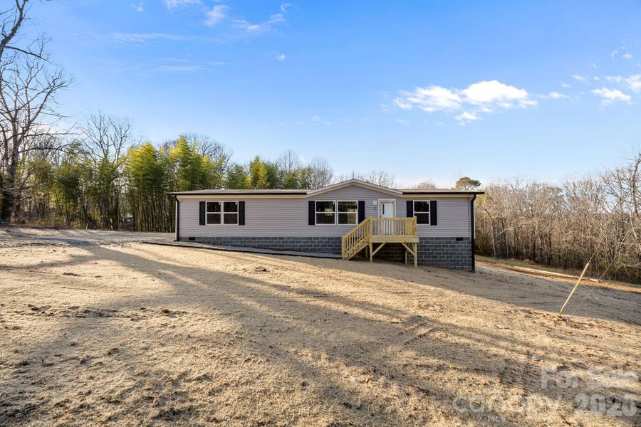 Image 43 of a home in .