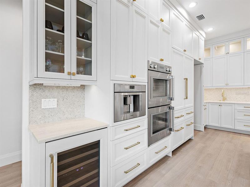 Furnished interior view inside a new home in , Sarasota (Image 40).