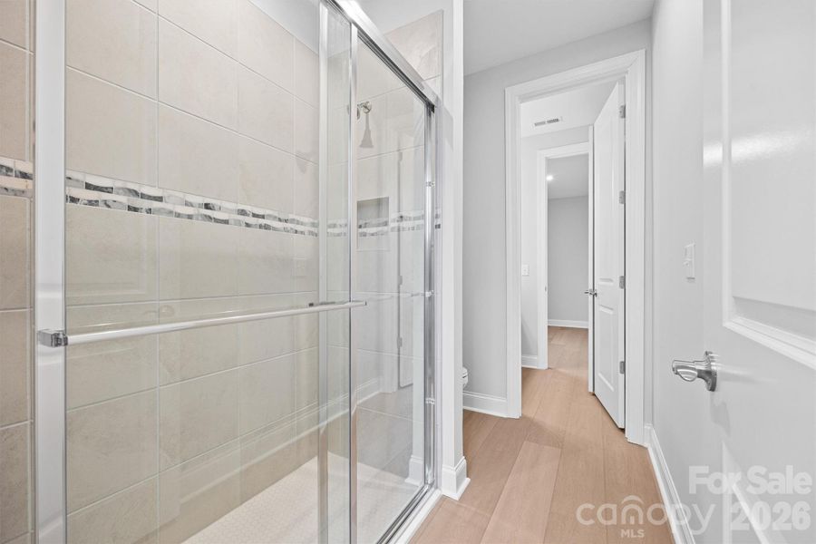 Image 36 of a home in Handsmill on Lake Wylie.