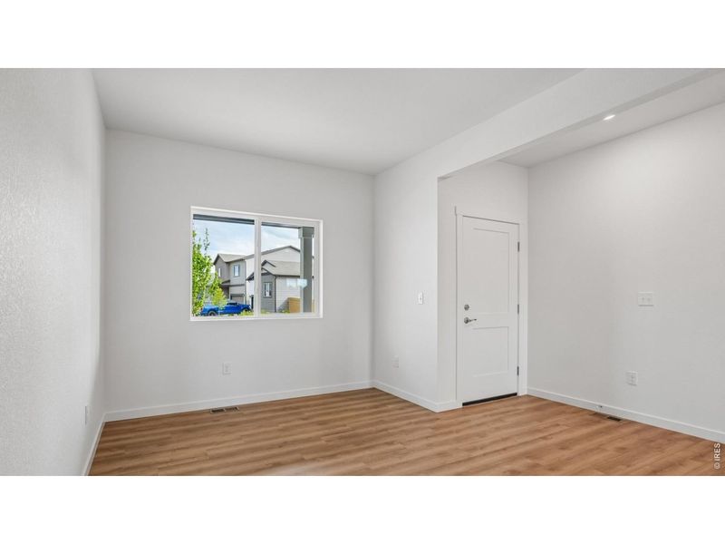 Spacious, unfurnished interior of a new home in Granary, Johnstown (Image 29).