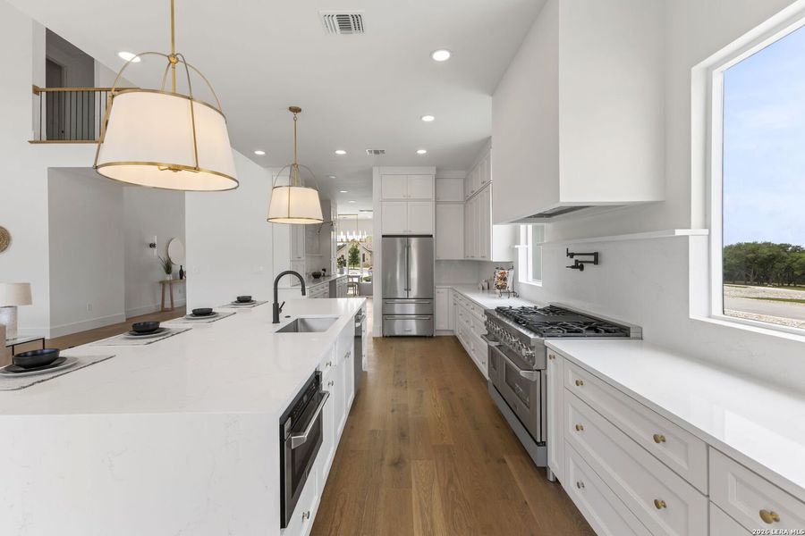 Furnished interior view inside a new home in , Bulverde (Image 16).