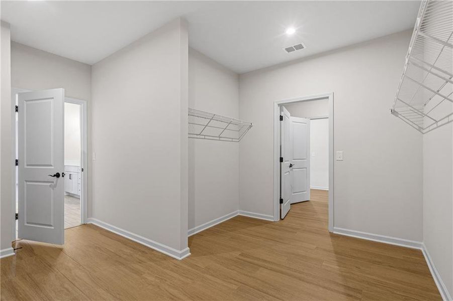 Spacious, unfurnished interior of a new home in Kelly Preserve, Loganville (Image 17).