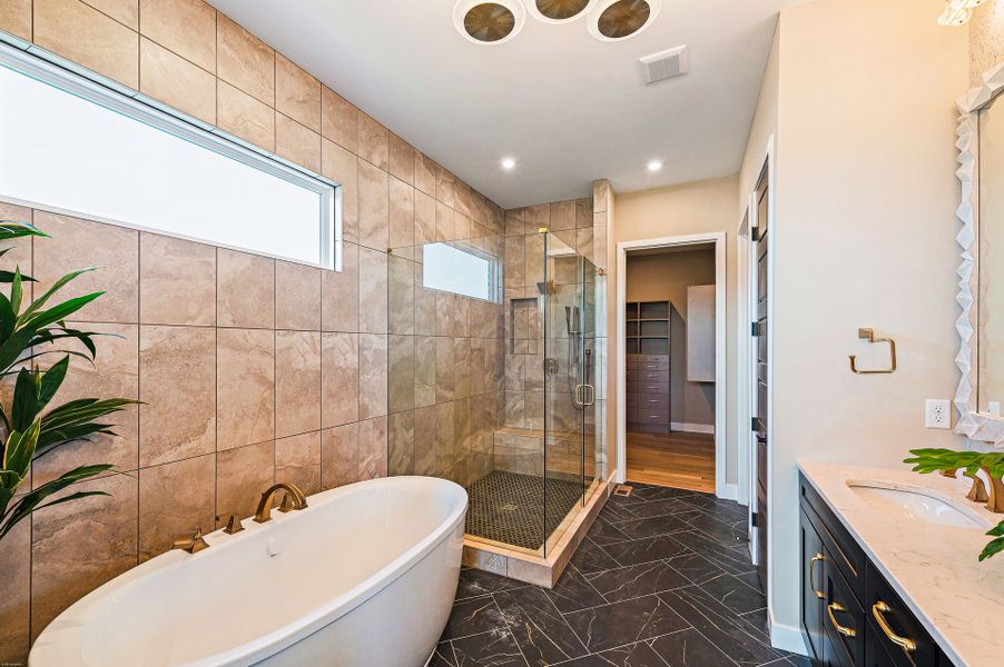 Representative furnished interior of a home built from the Winslow by Fischer Homes in Twin Lakes, Hoschton (Image 14).