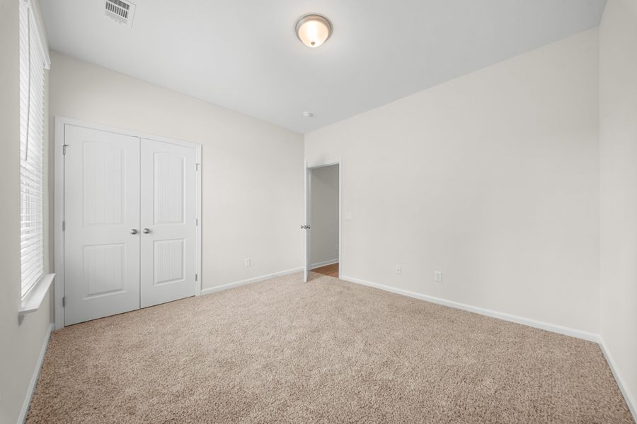 Spacious, unfurnished interior of a new home in Ramsey Landing, Rincon (Image 31).