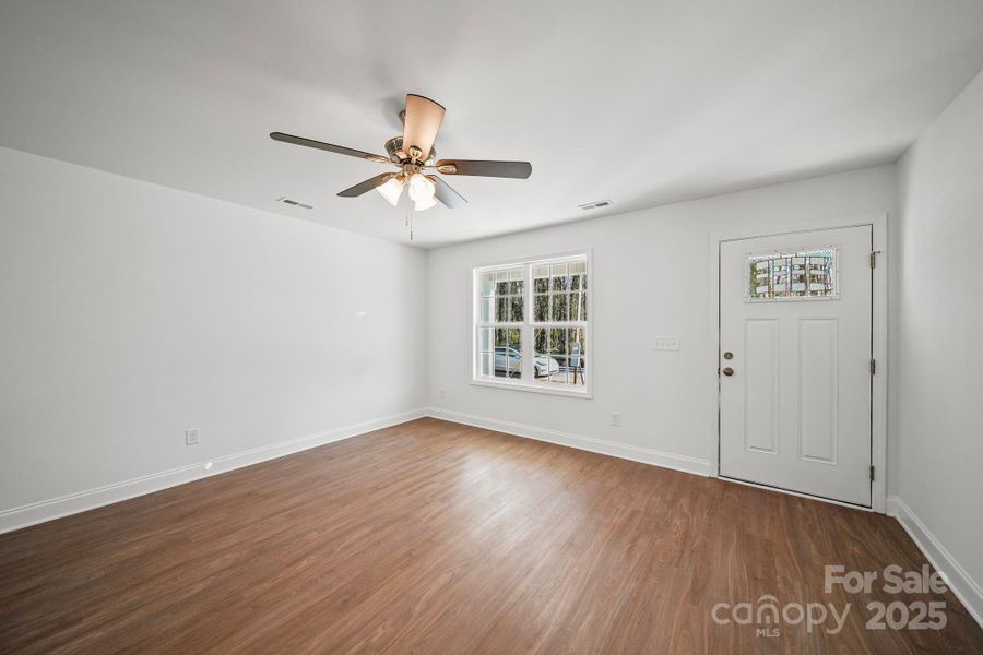 Spacious, unfurnished interior of a new home in , Salisbury (Image 39).