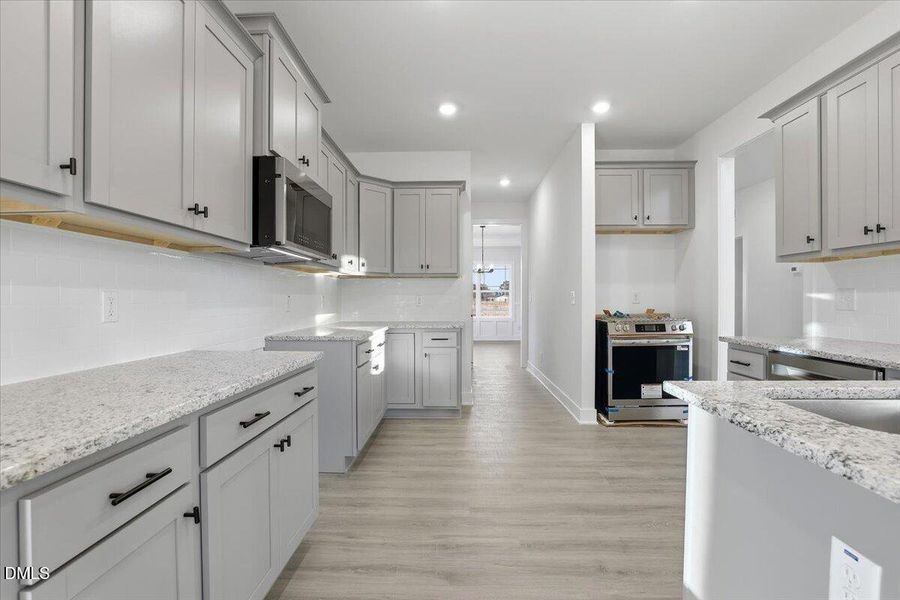 20-105 Brighton St-20