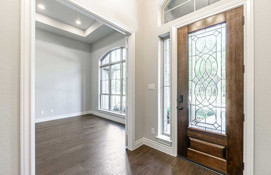 Representative unfurnished interior of a home built from the 3358 by Ravenna Homes in Artavia 70′, Conroe (Image 24).