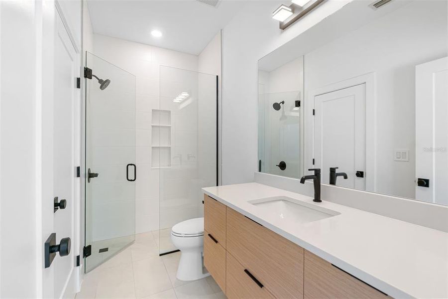 Furnished interior view inside a new home in , Sarasota (Image 13).