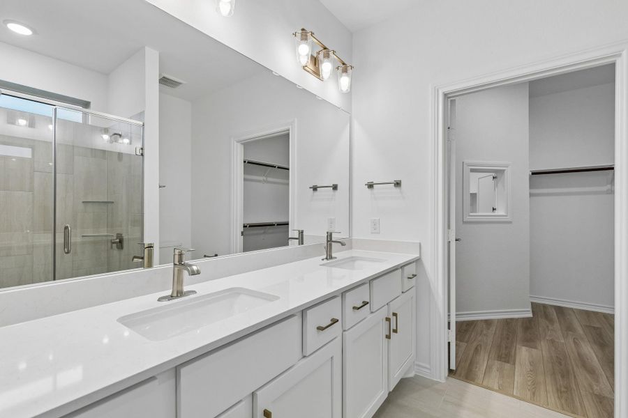 Furnished interior view inside a new home in Del Webb Fulshear, Fulshear (Image 4).