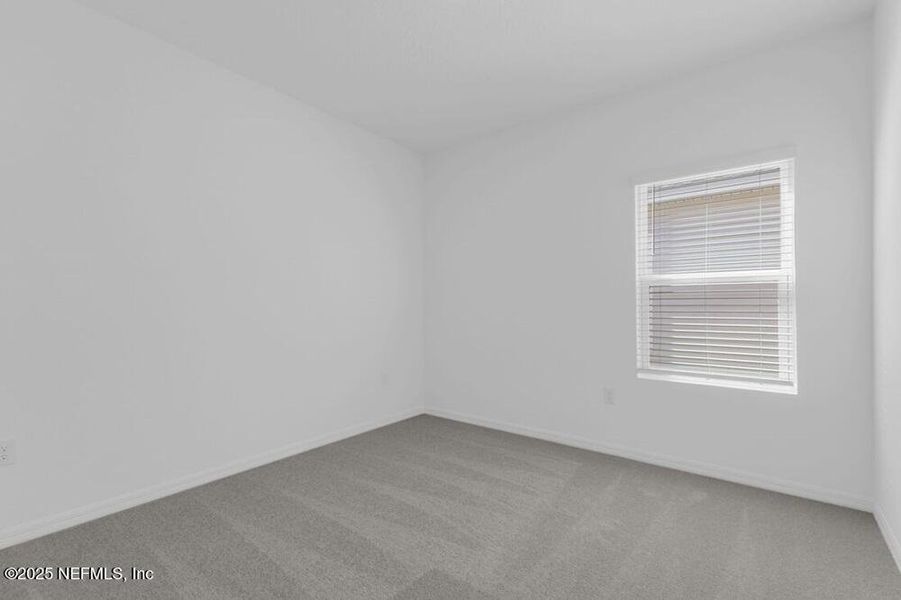 Spacious, unfurnished interior of a new home in Coopers Meadow, Jacksonville (Image 13).