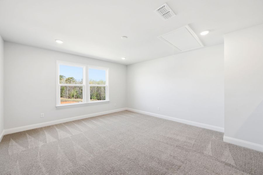 Spacious, unfurnished interior of a new home in Carriage Estates, Lexington (Image 42).