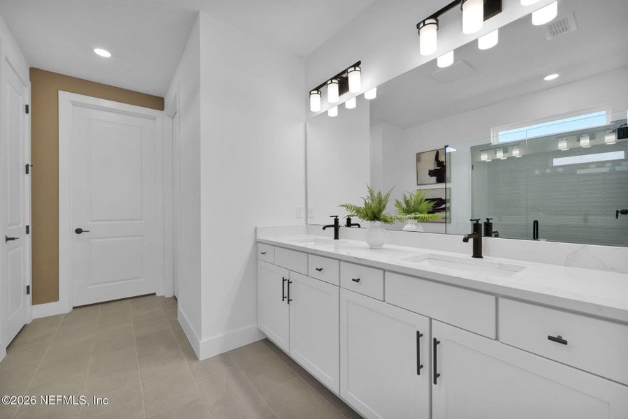 Furnished interior view inside a new home in Double Branch, Middleburg (Image 15).