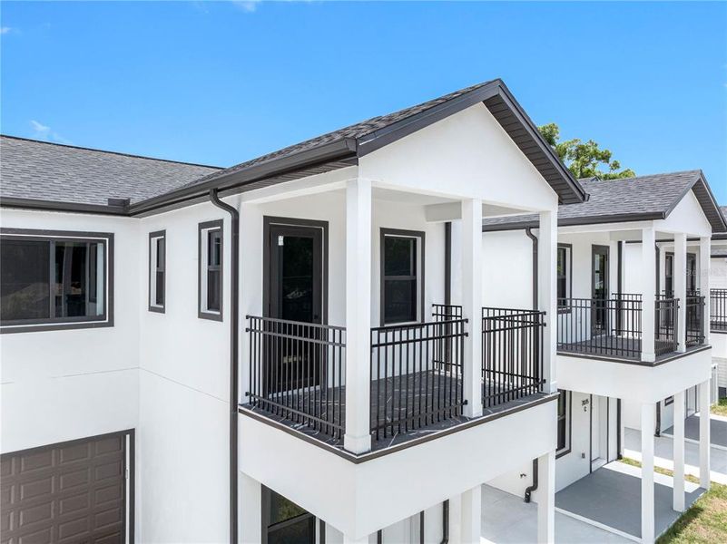 Exterior details and patio area of a home in , Tampa (Image 10).