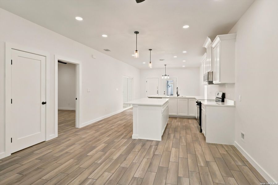 Image 15 of a home in .