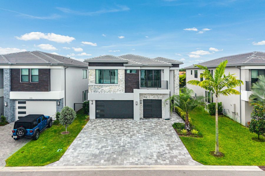 051-8124CrystalDownsAvenue-BocaRaton-FL-