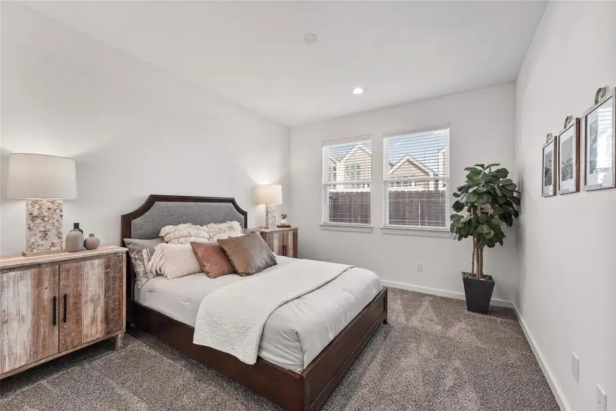 Furnished interior view inside a new home in Uptown District, Houston (Image 9).