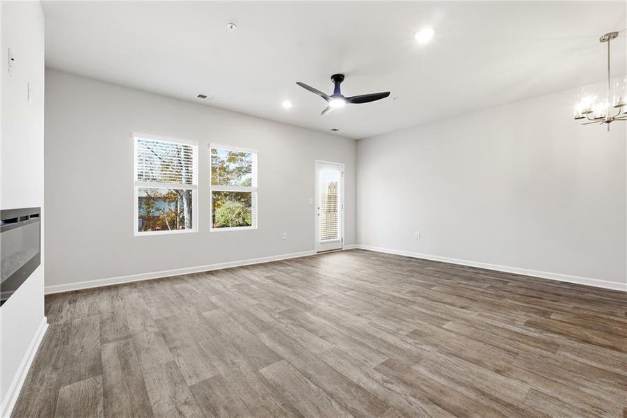 Spacious, unfurnished interior of a new home in Carolina, Palmetto (Image 21).