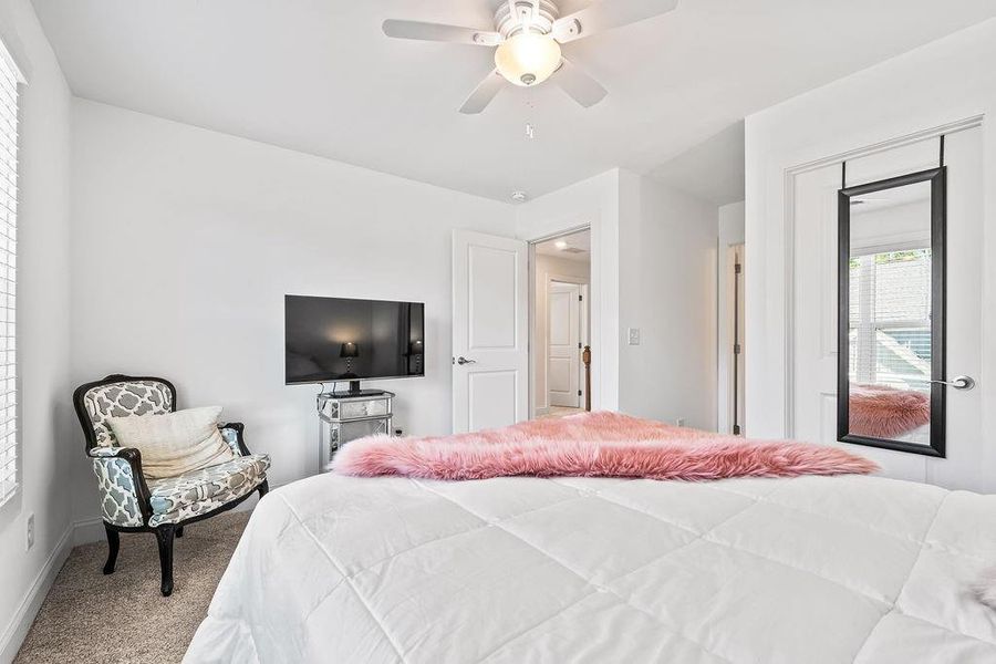 Furnished interior view inside a new home in , Dallas (Image 50).