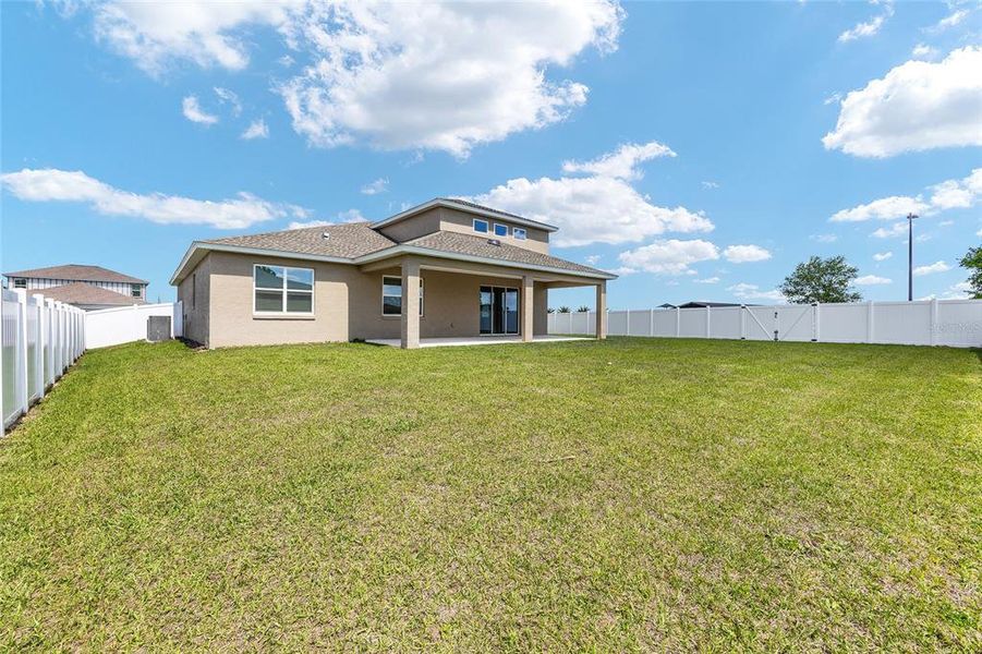 Exterior details and patio area of a home in Calesa Township, Ocala (Image 38). Exterior details and patio area of a home in Calesa Township, Ocala (Image 38).