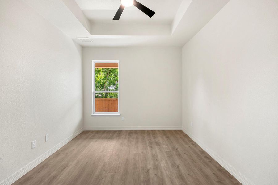 Spacious, unfurnished interior of a new home in , Killeen (Image 11).