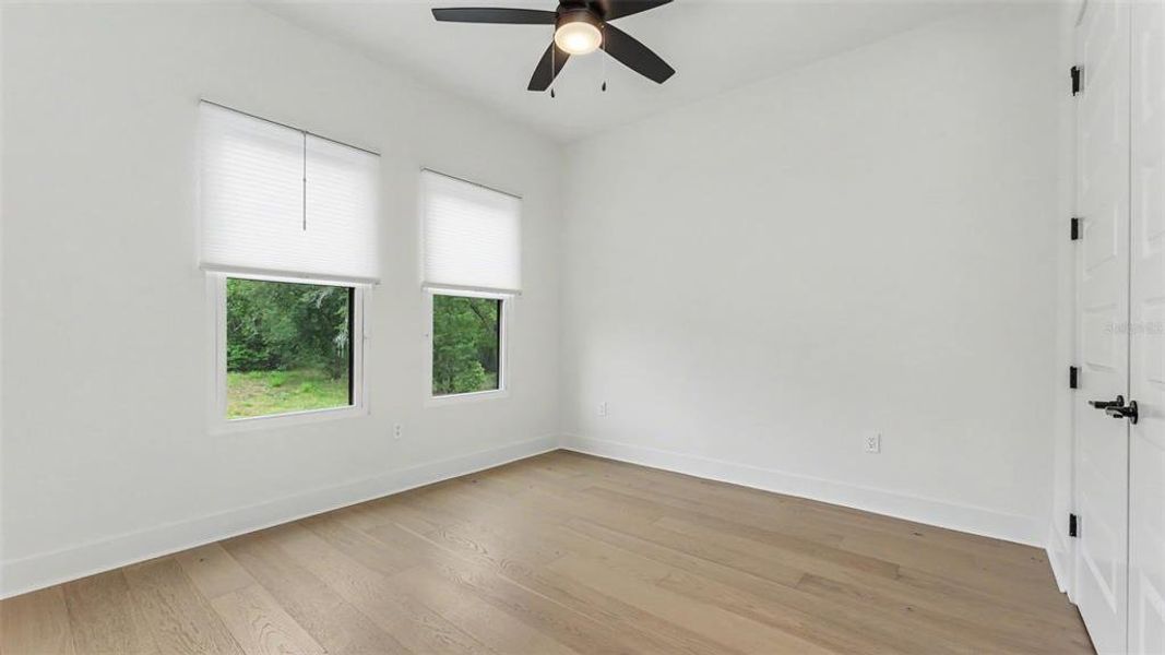 Spacious, unfurnished interior of a new home in , Lakeland (Image 21).