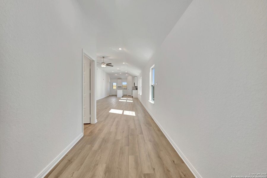 Spacious, unfurnished interior of a new home in Park Place, New Braunfels (Image 29). Spacious, unfurnished interior of a new home in Park Place, New Braunfels (Image 29).