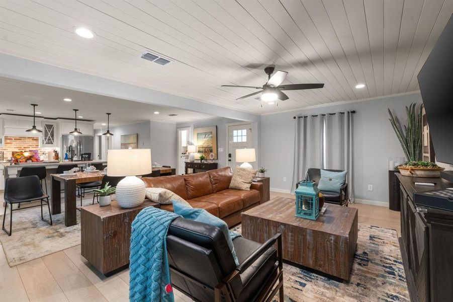 Furnished interior view inside a new home in , Pilot Point (Image 27). Furnished interior view inside a new home in , Pilot Point (Image 27).