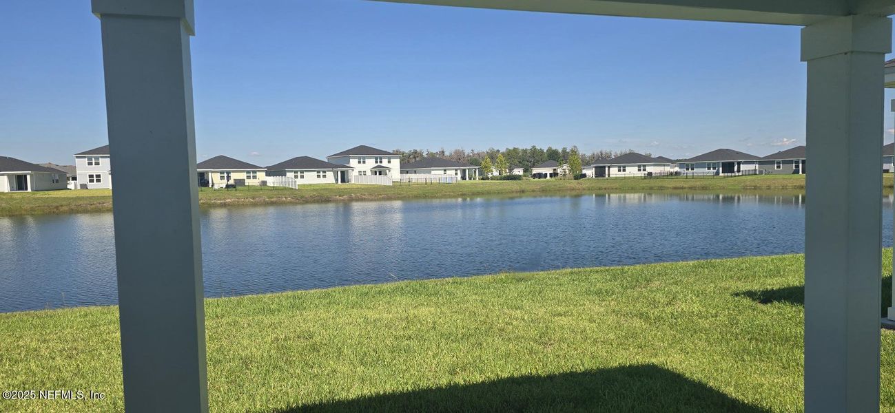 Image 27 of a home in Lakes at Bella Lago - Signature Series. Image 27 of a home in Lakes at Bella Lago - Signature Series.