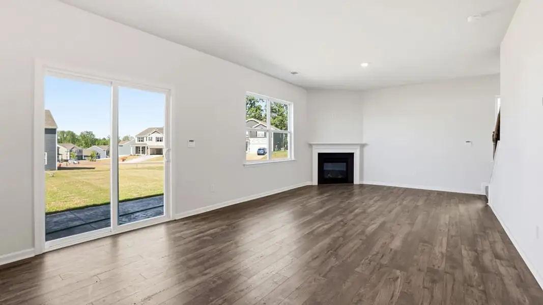 Spacious, unfurnished interior of a new home in Spring Ridge, Anderson (Image 20).