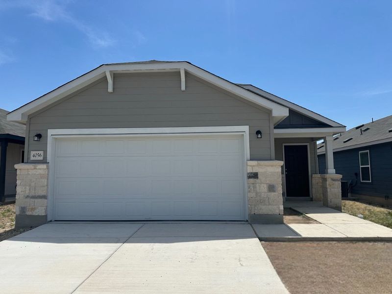 Beeville - Exterior HC201 Beeville - Exterior HC201