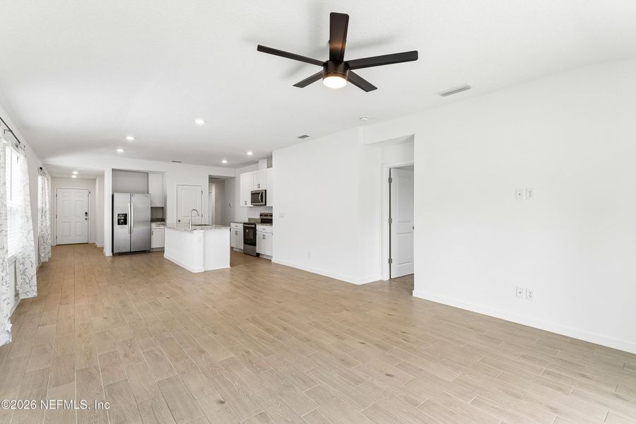 Spacious, unfurnished interior of a new home in Lakes at Bella Lago – Classic Series, Green Cove Springs (Image 30).