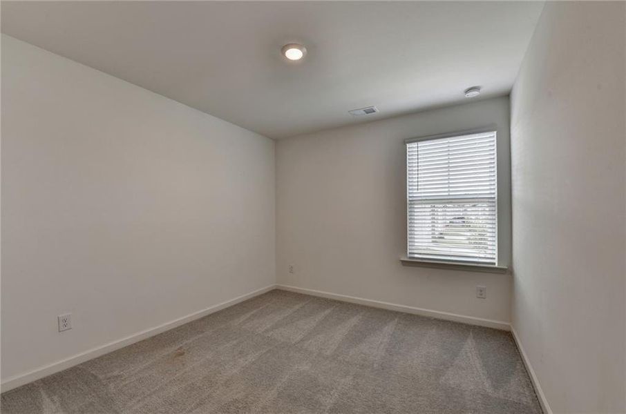 Spacious, unfurnished interior of a new home in , Braselton (Image 18).