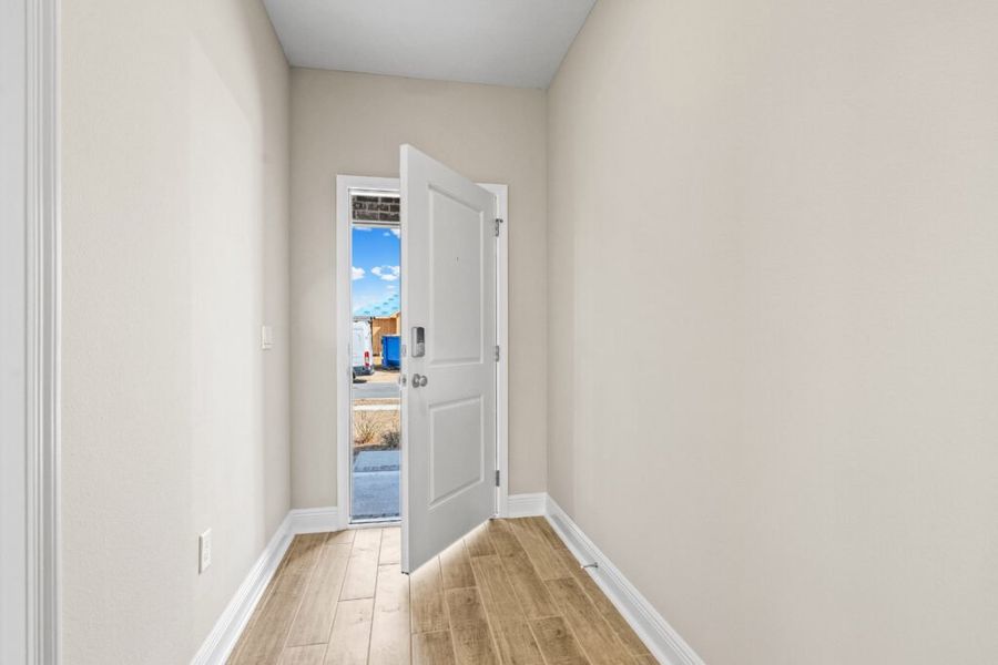 Spacious, unfurnished interior of a new home in Natureview, Freeport (Image 30). Spacious, unfurnished interior of a new home in Natureview, Freeport (Image 30).