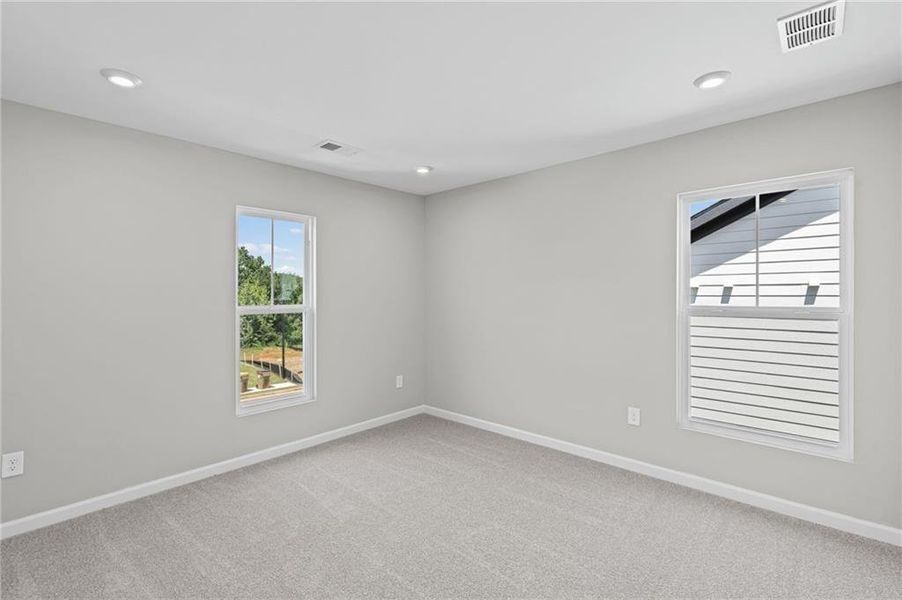 Spacious, unfurnished interior of a new home in Twin Lakes, Hoschton (Image 36).