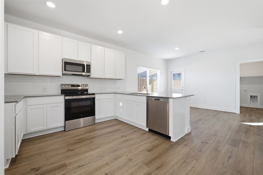 Representative furnished interior of a home built from the Alder by CastleRock Communities in Notting Hill, Converse (Image 6).
