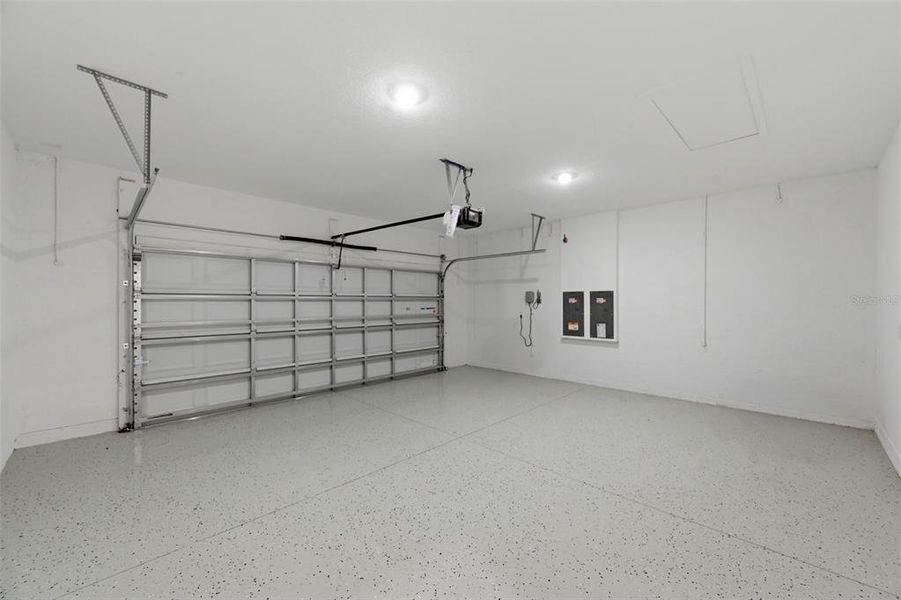 Spacious, unfurnished interior of a new home in Hammock at Two Rivers, Zephyrhills (Image 62).