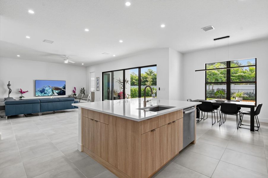 Furnished interior view inside a new home in , Boca Raton (Image 39). Furnished interior view inside a new home in , Boca Raton (Image 39).