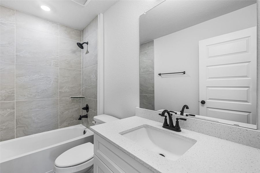 Furnished interior view inside a new home in Encino Estates, Dayton (Image 5).