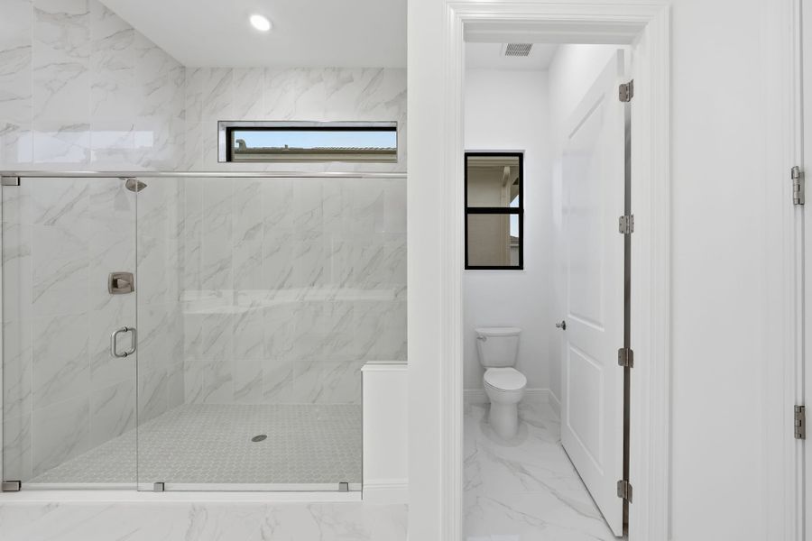 Owner's Bath Owner's Bath