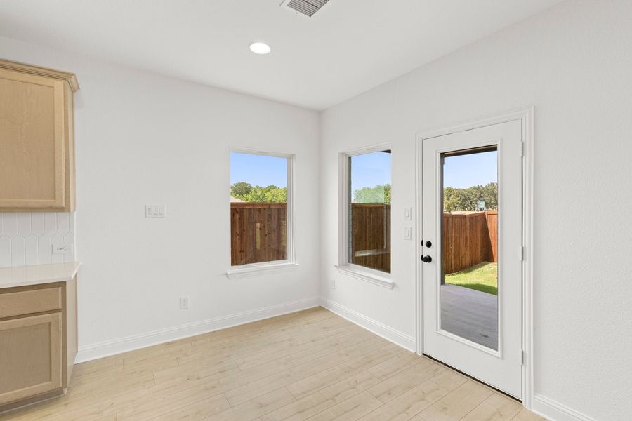 Spacious, unfurnished interior of a new home in Creekside, Royse City (Image 15). Spacious, unfurnished interior of a new home in Creekside, Royse City (Image 15).