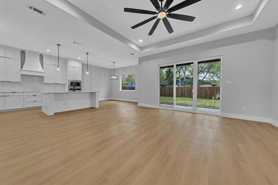 Spacious, unfurnished interior of a new home in , Grand Prairie (Image 30). Spacious, unfurnished interior of a new home in , Grand Prairie (Image 30).