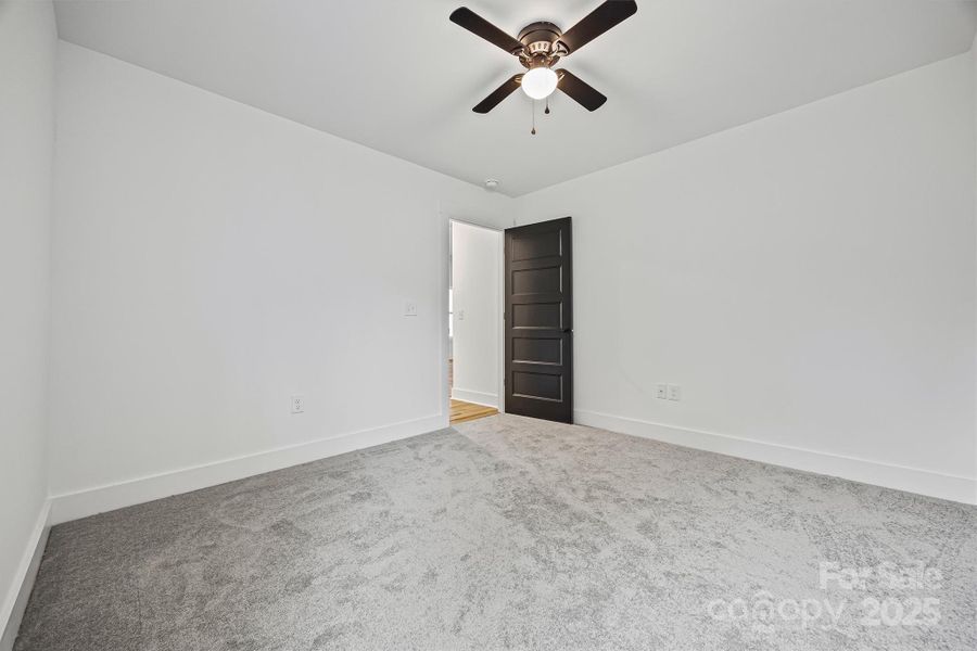 Spacious, unfurnished interior of a new home in , Concord (Image 12).