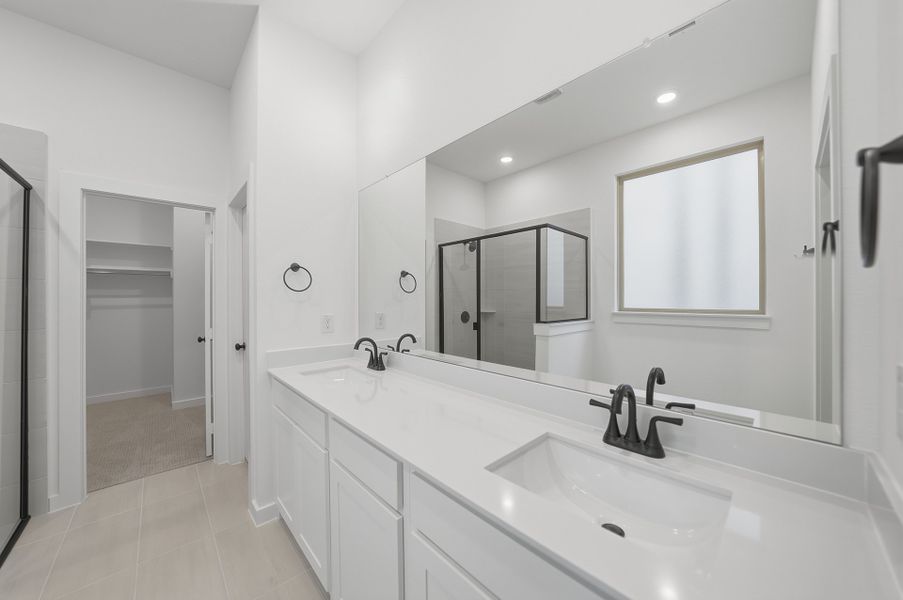 Furnished interior view inside a new home in Cottages of Celina, Celina (Image 10).