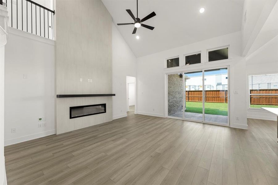 07. 1322 Comal - Family 07. 1322 Comal - Family