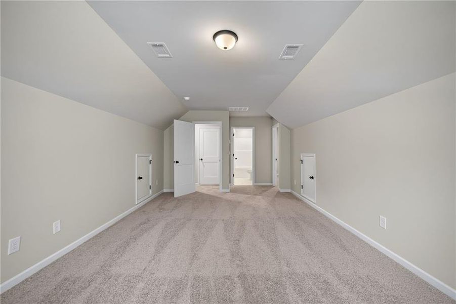 Spacious, unfurnished interior of a new home in , Loganville (Image 37).