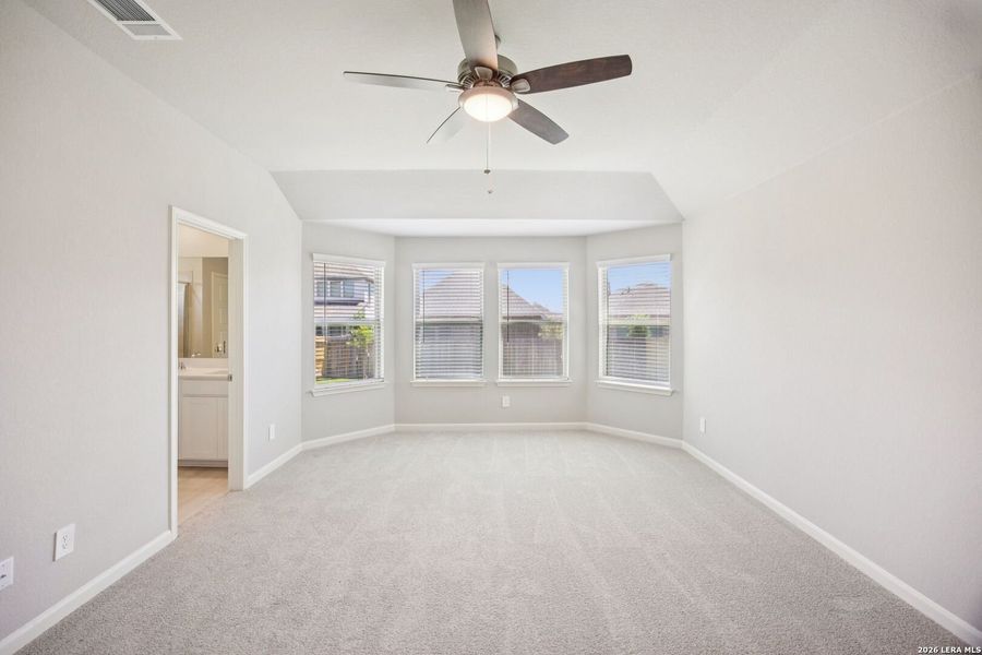 Spacious, unfurnished interior of a new home in Kallison Ranch, San Antonio (Image 18).