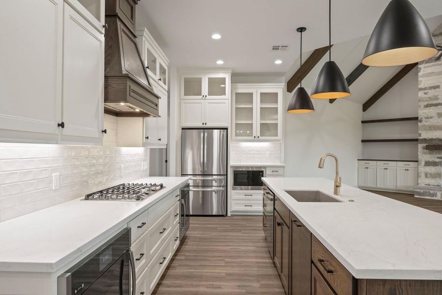 Furnished interior view inside a new home in , Bryan (Image 10).
